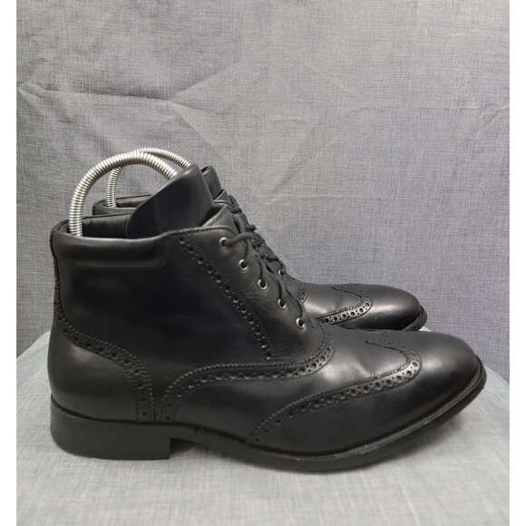 Cole Haan Men\'s Williams Wingtip Chukka Black Leather Ankle Boot 12M C20285